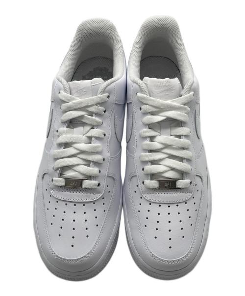 NIKE（ナイキ）NIKE (ナイキ) ローカットスニーカー ホワイト サイズ:26.5の古着・服飾アイテム