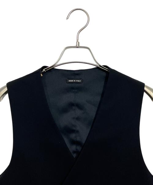 GIORGIO ARMANI（ジョルジオアルマーニ）GIORGIO ARMANI (ジョルジオアルマーニ) ベスト ブラック サイズ:46の古着・服飾アイテム
