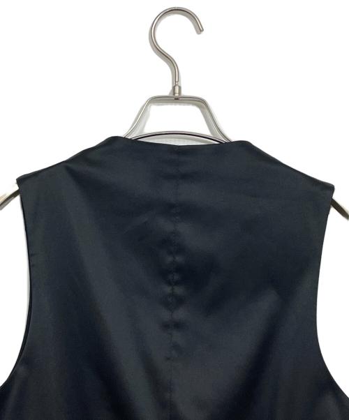 GIORGIO ARMANI（ジョルジオアルマーニ）GIORGIO ARMANI (ジョルジオアルマーニ) ベスト ブラック サイズ:46の古着・服飾アイテム
