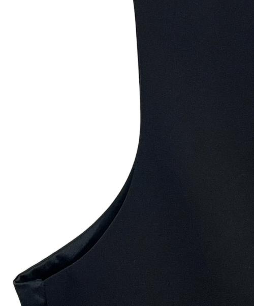 GIORGIO ARMANI（ジョルジオアルマーニ）GIORGIO ARMANI (ジョルジオアルマーニ) ベスト ブラック サイズ:46の古着・服飾アイテム