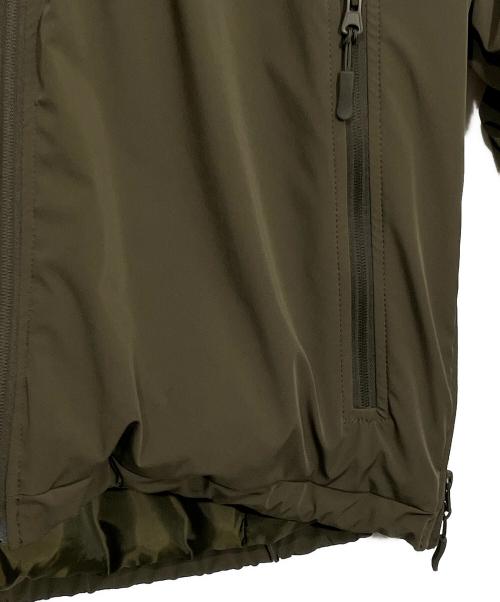 Abu Garcia（アブガルシア）Abu Garcia (アブガルシア) is-ness (イズネス) CLOUD PADDING JACKET カーキ サイズ:Lの古着・服飾アイテム