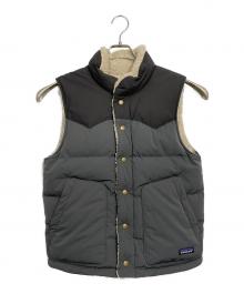 Patagonia（パタゴニア）の古着「リバーシブルダウンベスト」｜グレー×ベージュ