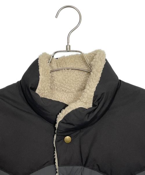 Patagonia（パタゴニア）Patagonia (パタゴニア) リバーシブルダウンベスト グレー×ベージュ サイズ:XSの古着・服飾アイテム