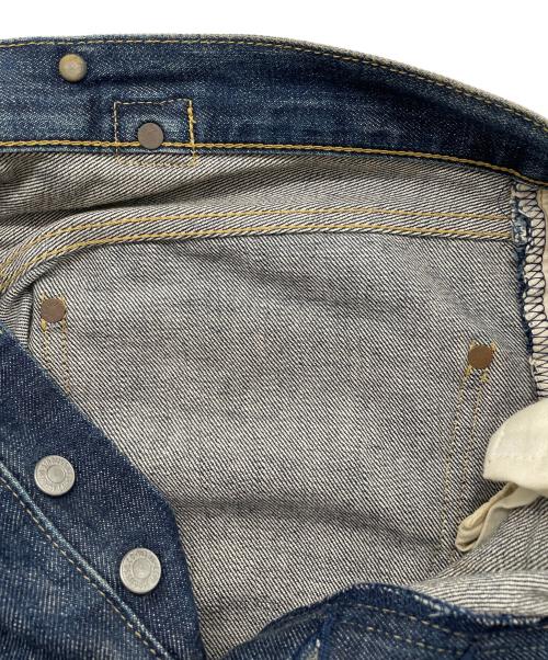 LEVI'S（リーバイス）LEVI'S (リーバイス) シンチバックセルビッチデニムパンツ インディゴ サイズ:76cm (W30)の古着・服飾アイテム