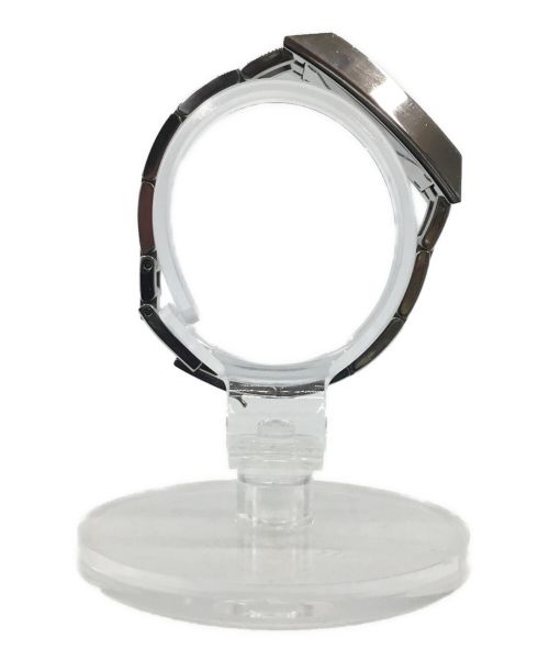 GUCCI（グッチ）GUCCI (グッチ) 腕時計　YA110518　 ブラックの古着・服飾アイテム