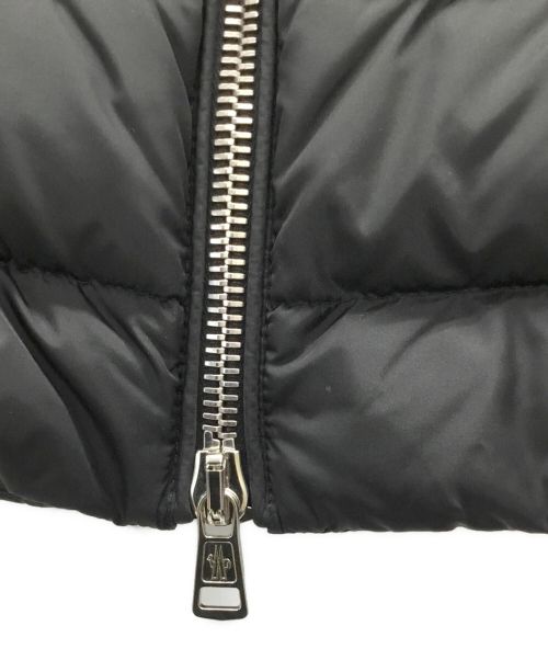MONCLER（モンクレール）MONCLER (モンクレール) ダウンジャケット ブラック サイズ:4の古着・服飾アイテム