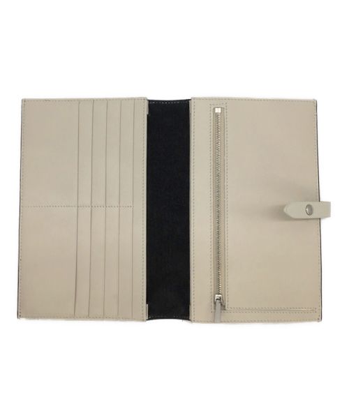 CELINE（セリーヌ）CELINE (セリーヌ) 2つ折り長財布 ブラック×ホワイトの古着・服飾アイテム