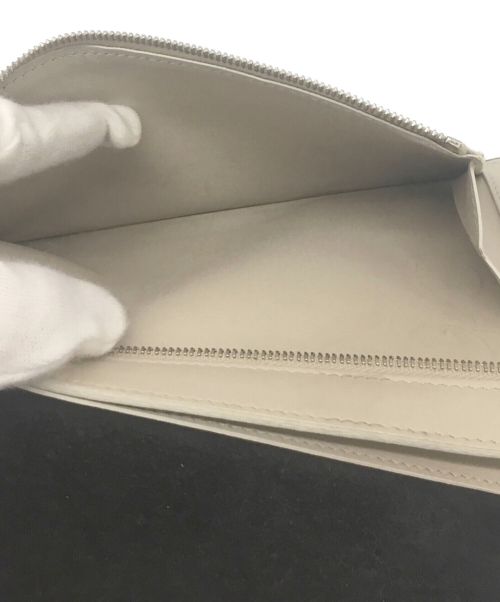 CELINE（セリーヌ）CELINE (セリーヌ) 2つ折り長財布 ブラック×ホワイトの古着・服飾アイテム