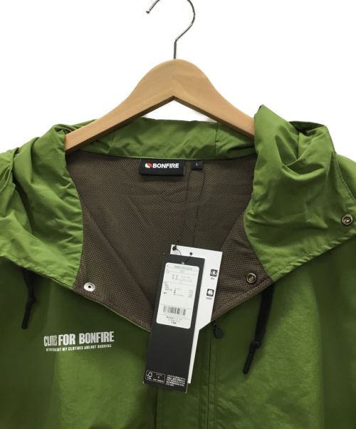 BONFIRE（ボンファイア）BONFIRE (ボンファイア) マウンテンパーカー グリーン×カーキ サイズ:L 未使用品の古着・服飾アイテム