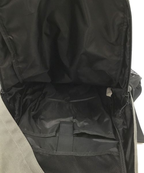 ARBN（エアボーン）ARBN (エアボーン) バックパック グレー 未使用品の古着・服飾アイテム