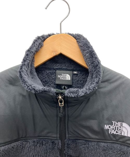 THE NORTH FACE（ザ ノース フェイス）THE NORTH FACE (ザ ノース フェイス) MOUNTAIN VERSA LOFT JACKET ブラック サイズ:Mの古着・服飾アイテム