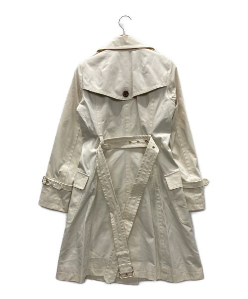 BURBERRY BLUE LABEL（バーバリー ブルー レーベル）BURBERRY BLUE LABEL (バーバリーブルーレーベル) トレンチコート ホワイト サイズ:40の古着・服飾アイテム