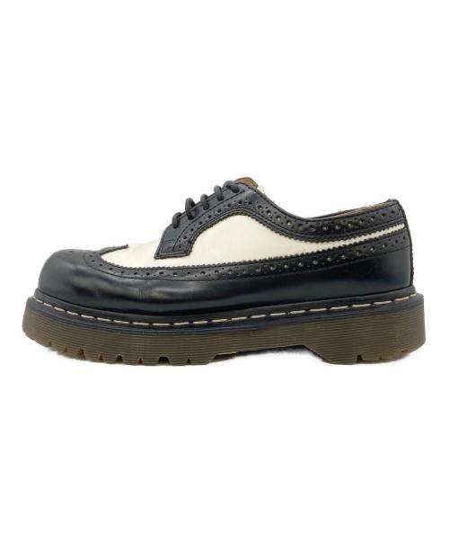 Dr.Martens（ドクターマーチン）Dr.Martens (ドクターマーチン) ウィングチップシューズ ブラック×ホワイト サイズ:25の古着・服飾アイテム