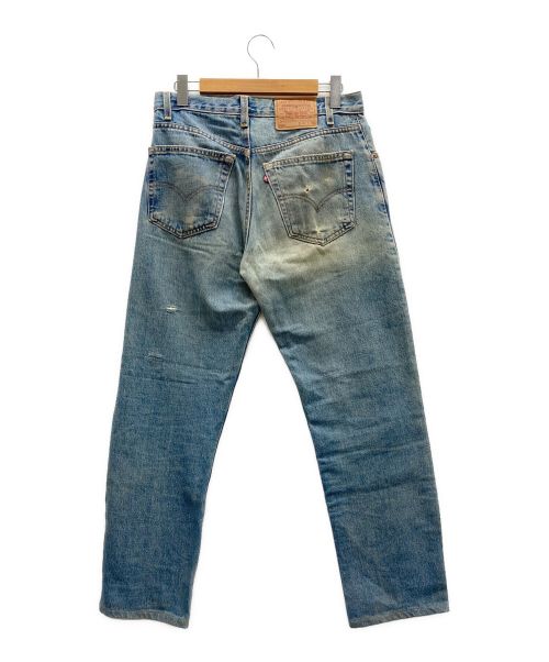 LEVI'S（リーバイス）LEVI'S (リーバイス) ダメージ加工デニムパンツ ブルー サイズ:W32の古着・服飾アイテム