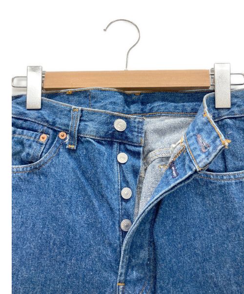 LEVI'S（リーバイス）LEVI'S (リーバイス) デニムパンツ ネイビー サイズ:W30の古着・服飾アイテム