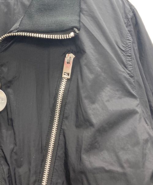 DIESEL（ディーゼル）DIESEL (ディーゼル) リバーシブルダウンジャケット ブラック サイズ:Mの古着・服飾アイテム