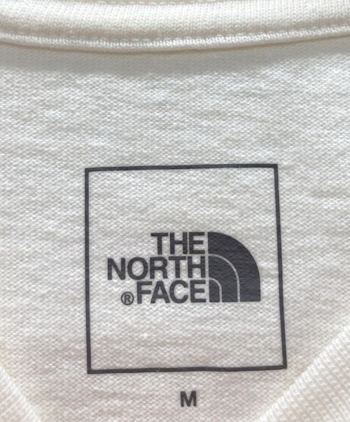 THE NORTH FACE（ザ ノース フェイス）THE NORTH FACE (ザ ノース フェイス) ショートスリーブエンブロイドロゴT ホワイト サイズ:M 未使用品の古着・服飾アイテム