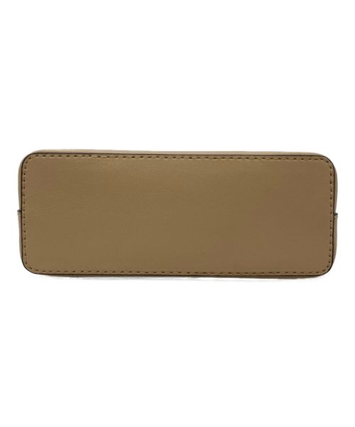 MICHAEL KORS（マイケルコース）MICHAEL KORS (マイケルコース) ポーチ ベージュの古着・服飾アイテム