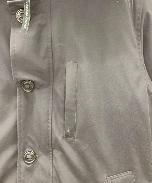 CANADA GOOSE（カナダグース）CANADA GOOSE (カナダグース) ダウンジャケット ネイビー サイズ:Lの古着・服飾アイテム