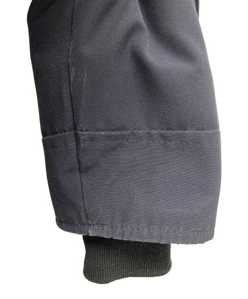CANADA GOOSE（カナダグース）CANADA GOOSE (カナダグース) ダウンジャケット ネイビー サイズ:Lの古着・服飾アイテム