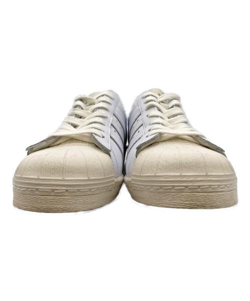 adidas（アディダス）adidas (アディダス) ローカットスニーカー ホワイト サイズ:27の古着・服飾アイテム