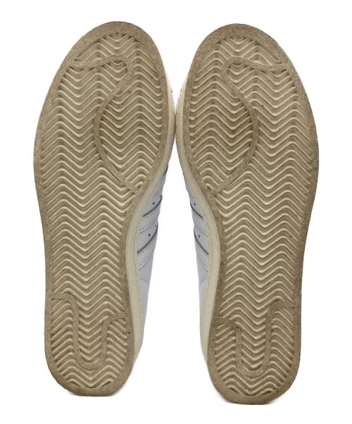 adidas（アディダス）adidas (アディダス) ローカットスニーカー ホワイト サイズ:27の古着・服飾アイテム