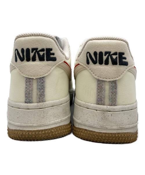 NIKE（ナイキ）NIKE (ナイキ) ローカットスニーカー ホワイト サイズ:22.5の古着・服飾アイテム