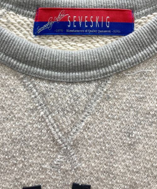 SEVESKIG（セヴシグ）SEVESKIG (セヴシグ) スウェット グレー サイズ:Lの古着・服飾アイテム