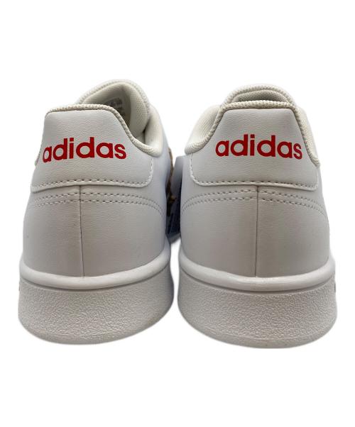 adidas（アディダス）adidas (アディダス) ADVANCOURT BASE M ホワイト サイズ:25.5 未使用品の古着・服飾アイテム
