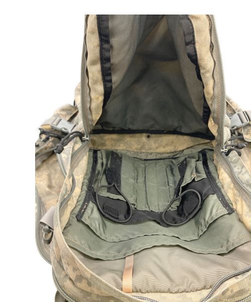 CAMELBAK（キャメルバック）CAMELBAK (キャメルバック) バックパック カーキの古着・服飾アイテム