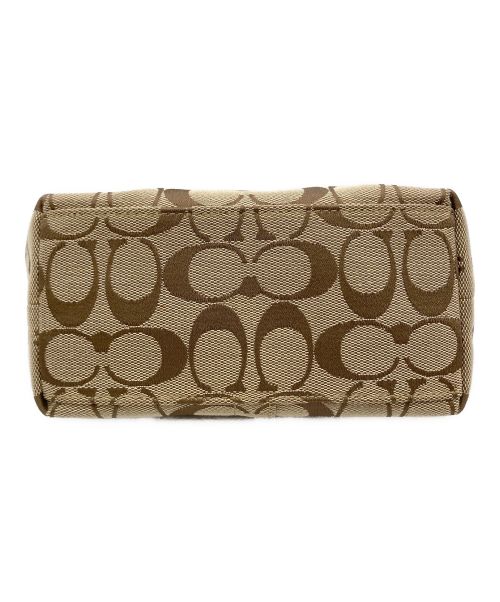 COACH（コーチ）COACH (コーチ) ハンドポーチ ベージュの古着・服飾アイテム