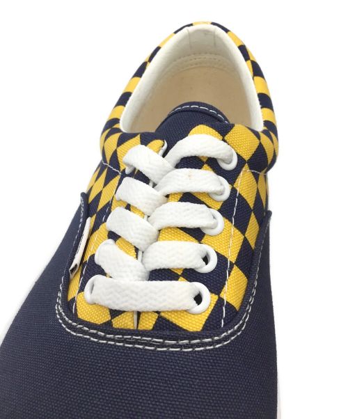 VANS（ヴァンズ）VANS (バンズ) スニーカー ネイビー×イエロー サイズ:27の古着・服飾アイテム