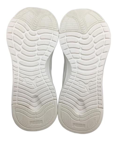 PUMA（プーマ）PUMA (プーマ) ウィメンズ ソフトライド ソフィア 2 スリッポン ランニングシューズ ホワイト×ピンク サイズ:24の古着・服飾アイテム