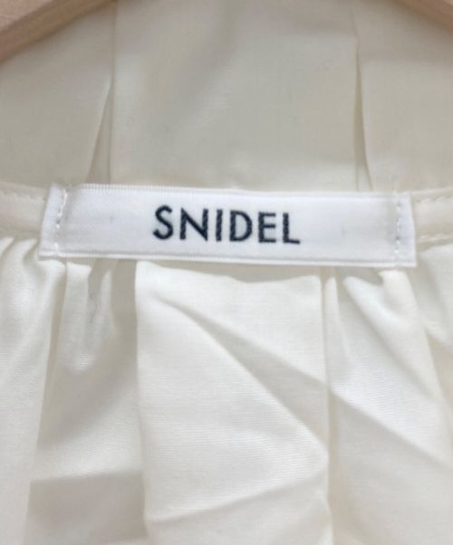 Snidel（スナイデル）Snidel (スナイデル) シャツワンピース アイボリー サイズ:Freeの古着・服飾アイテム