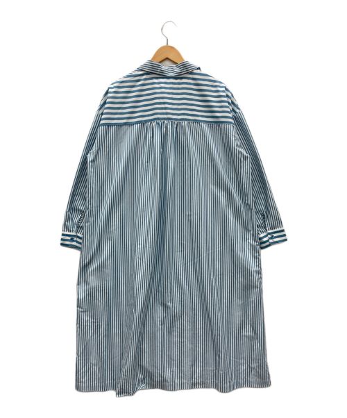 iS ScoLar（イズ スカラー）iS ScoLar (イズ スカラー) シャツワンピース ブルー×ホワイト サイズ:M 未使用品の古着・服飾アイテム