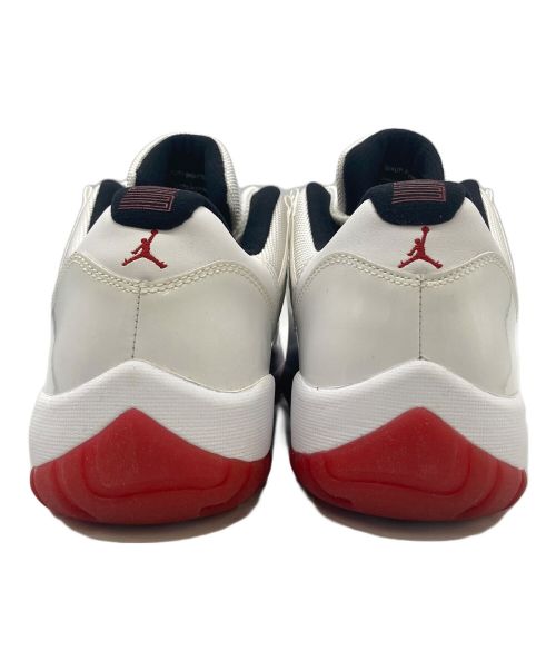 NIKE（ナイキ）NIKE (ナイキ) スニーカー ホワイト×レッド サイズ:28.5 未使用品の古着・服飾アイテム