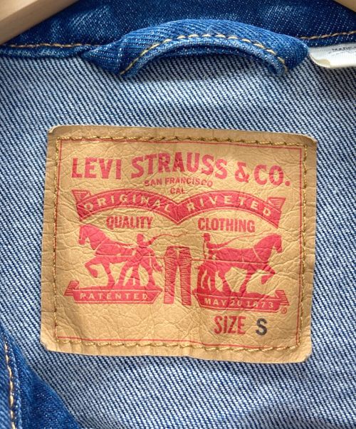 LEVI'S（リーバイス）LEVI'S (リーバイス) デニムトラッカージャケット ブルー サイズ:Sの古着・服飾アイテム