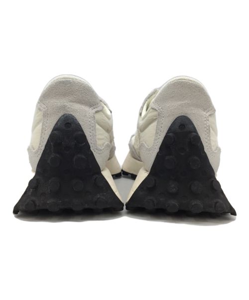 NEW BALANCE（ニューバランス）NEW BALANCE (ニューバランス) 327 CJ ホワイト サイズ:22.5の古着・服飾アイテム