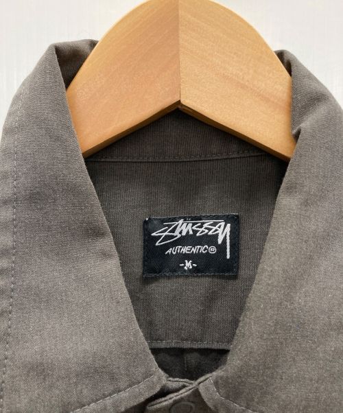 stussy（ステューシー）stussy (ステューシー) ワーク半袖シャツ グレー サイズ:Mの古着・服飾アイテム