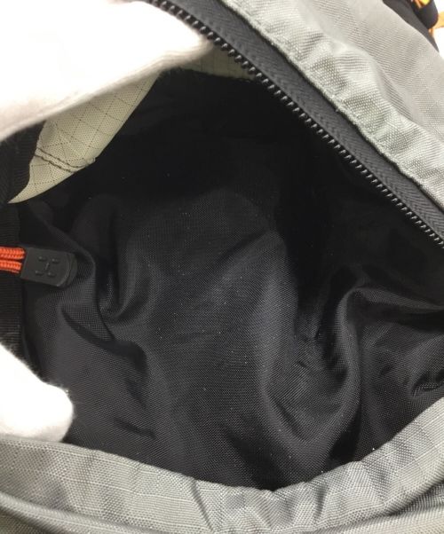 HAGLOFS（ホグロフス）HAGLOFS (ホグロフス) バックパック Rand 38 グレー×オレンジの古着・服飾アイテム