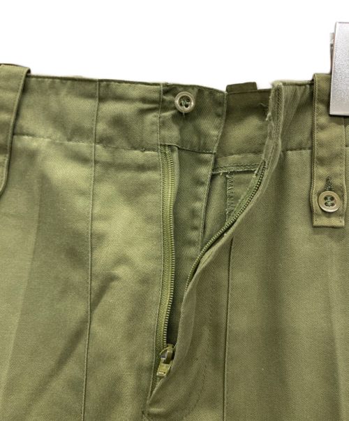 イギリス軍（イギリスグン）イギリス軍 (イギリス軍) ミリタリーパンツ オリーブ サイズ:72の古着・服飾アイテム