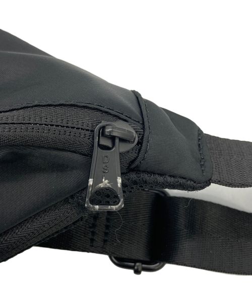 DIESEL（ディーゼル）DIESEL (ディーゼル) ボディーバッグの古着・服飾アイテム