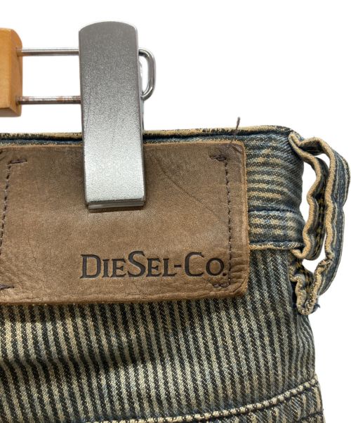 DIESEL（ディーゼル）DIESEL (ディーゼル) デニムパンツ ネイビー サイズ:W30の古着・服飾アイテム