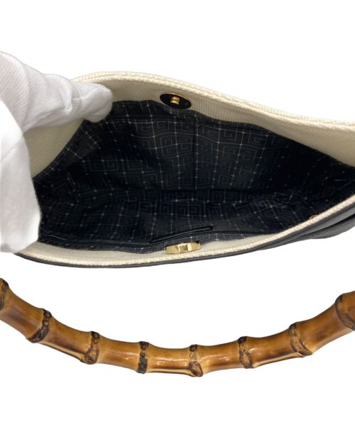 Guy Laroche（ギラロッシュ）Guy Laroche (ギラロッシュ) バンブーハンドバッグ ホワイト×ブラックの古着・服飾アイテム