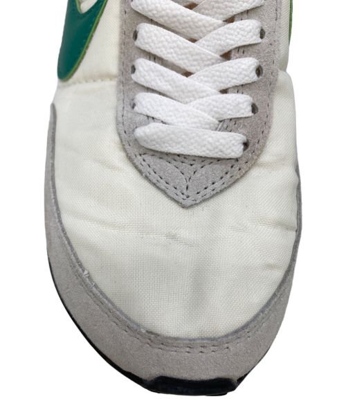 NIKE（ナイキ）NIKE (ナイキ) WMNS WAFFLE TRAINER 2 アイボリー×グリーン サイズ:24.5の古着・服飾アイテム