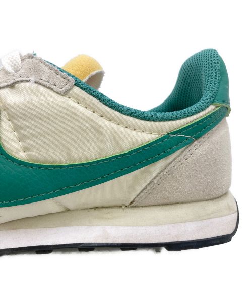 NIKE（ナイキ）NIKE (ナイキ) WMNS WAFFLE TRAINER 2 アイボリー×グリーン サイズ:24.5の古着・服飾アイテム