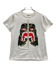A BATHING APE（アベイシングエイプ）の古着「CITY CAMO SHARK TEE」｜ホワイト