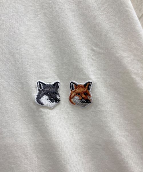 maison kitsune（メゾンキツネ）maison kitsune (メゾンキツネ) ダブル フォックスヘッド ロゴ Tシャツ ホワイト サイズ:XL 未使用品の古着・服飾アイテム