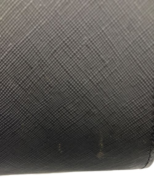 A.P.C.（アーペーセー）A.P.C. (アーペーセー) ハーフムーンショルダーバッグ ブラックの古着・服飾アイテム