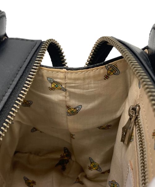 Vivienne Westwood（ヴィヴィアンウエストウッド）Vivienne Westwood (ヴィヴィアンウエストウッド) ミニハンドバッグ ブラックの古着・服飾アイテム